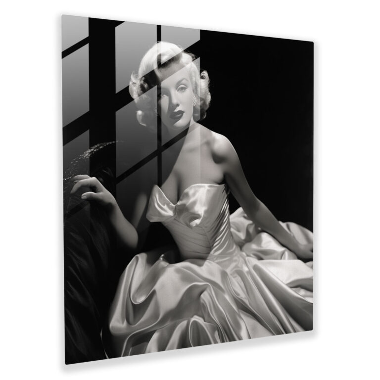 Classic Marilyn Monroe Glass Print - Marilyn Monroe, Modern Art, Glass Print, Elegant