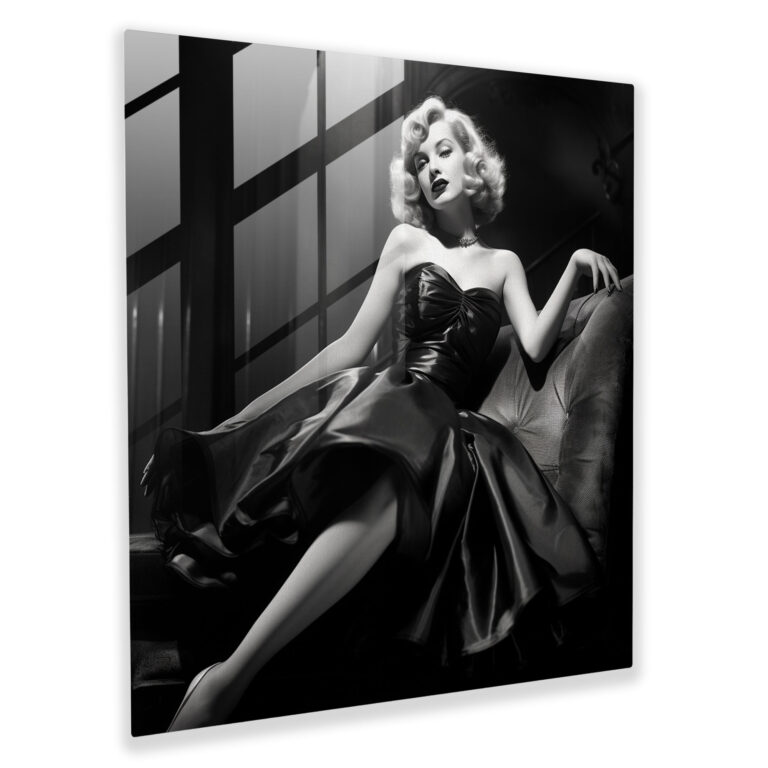 Marilyn Monroe Glass Print - Vintage Black And White Photograph - Marilyn Monroe, Glass Art, Marilyn Monroe, Vintage