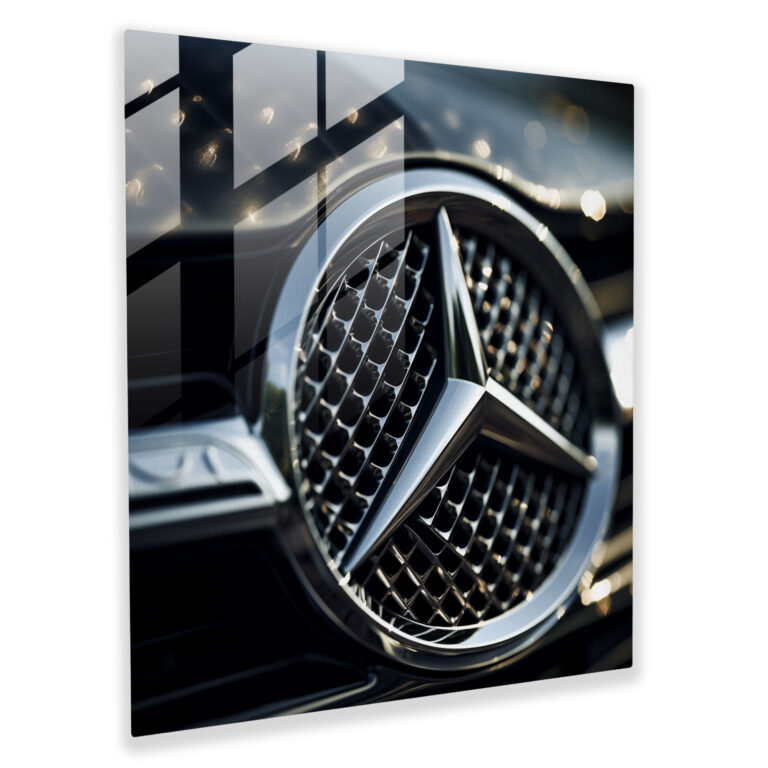 Mercedes Logo Glass Print - Mercedes, Mercedes, Logo, Intricate Details